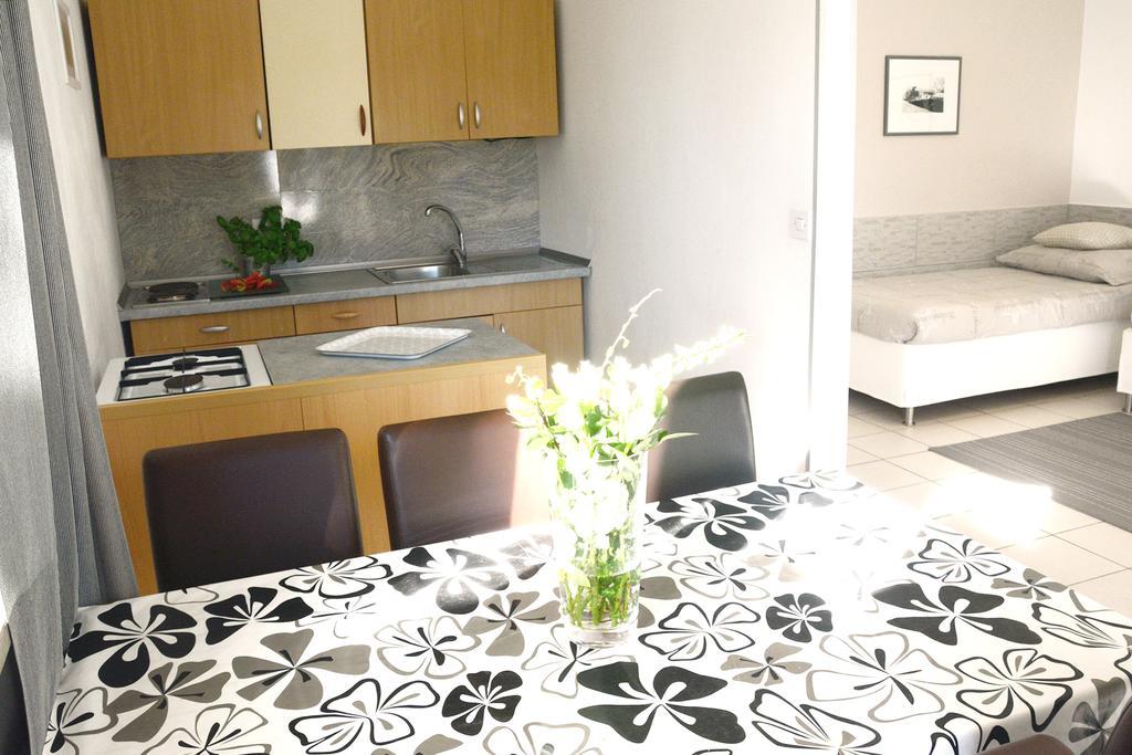 Apartments Marjana Portoroz Bagian luar foto